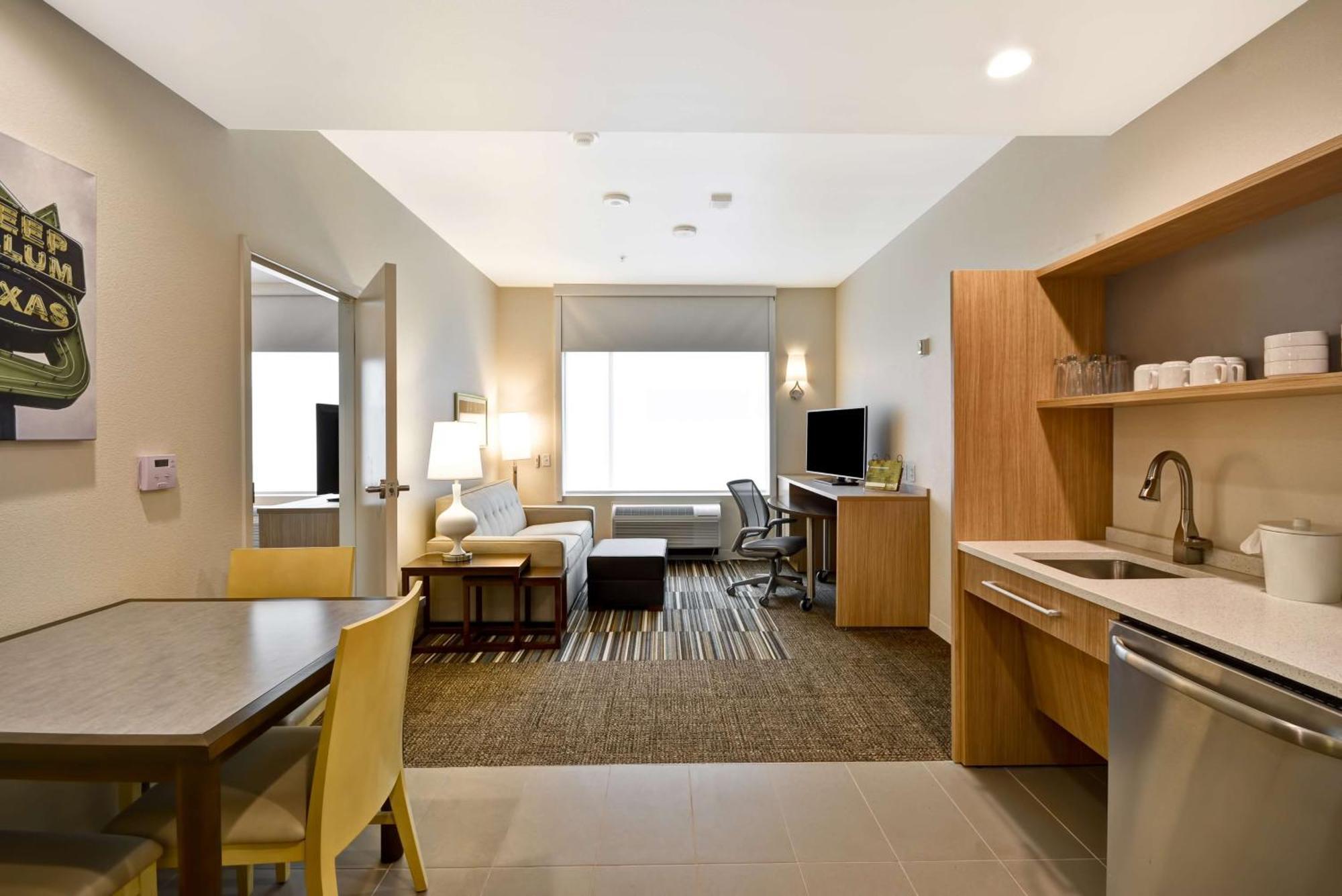 Home2 Suites By Hilton Dallas Downtown At Baylor Scott & White Exterior photo